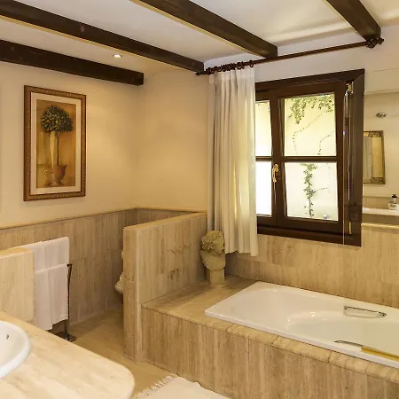 Luxury With Infinity Pool Villa Estepona