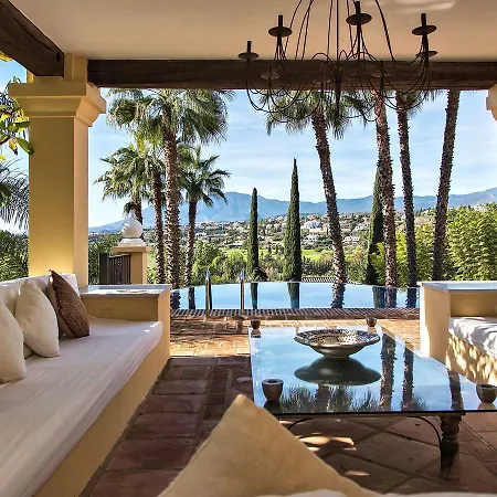 Luxury With Infinity Pool
